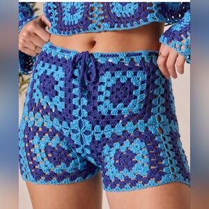 The Crochet Cover Up Shorts 💙